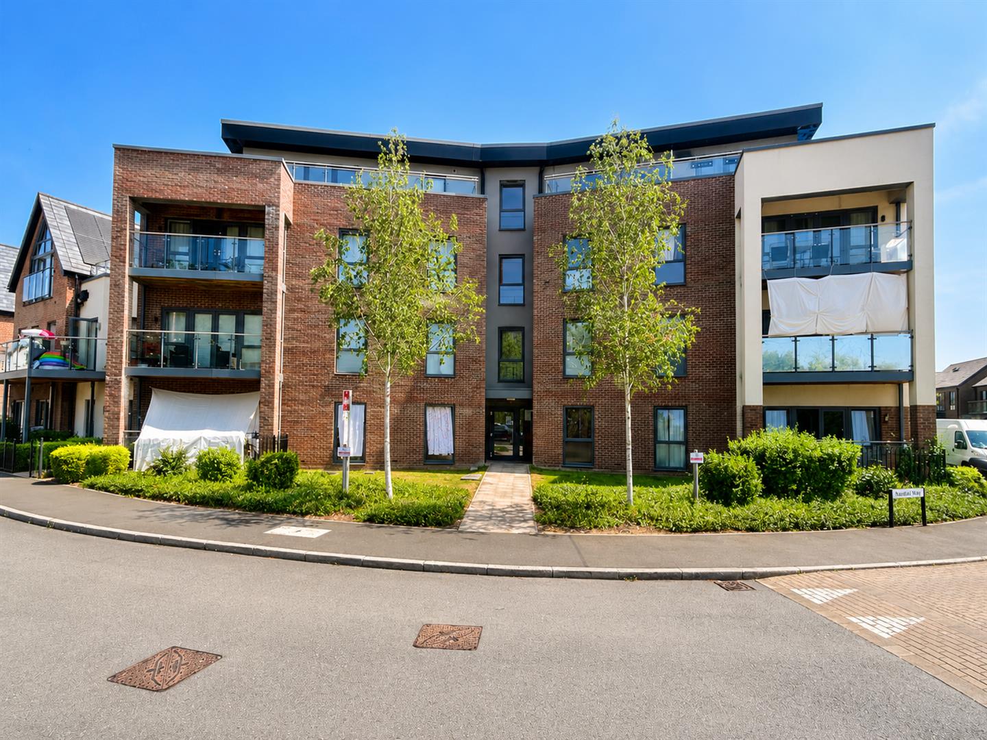 Flat Harvard Way in Milton Keynes