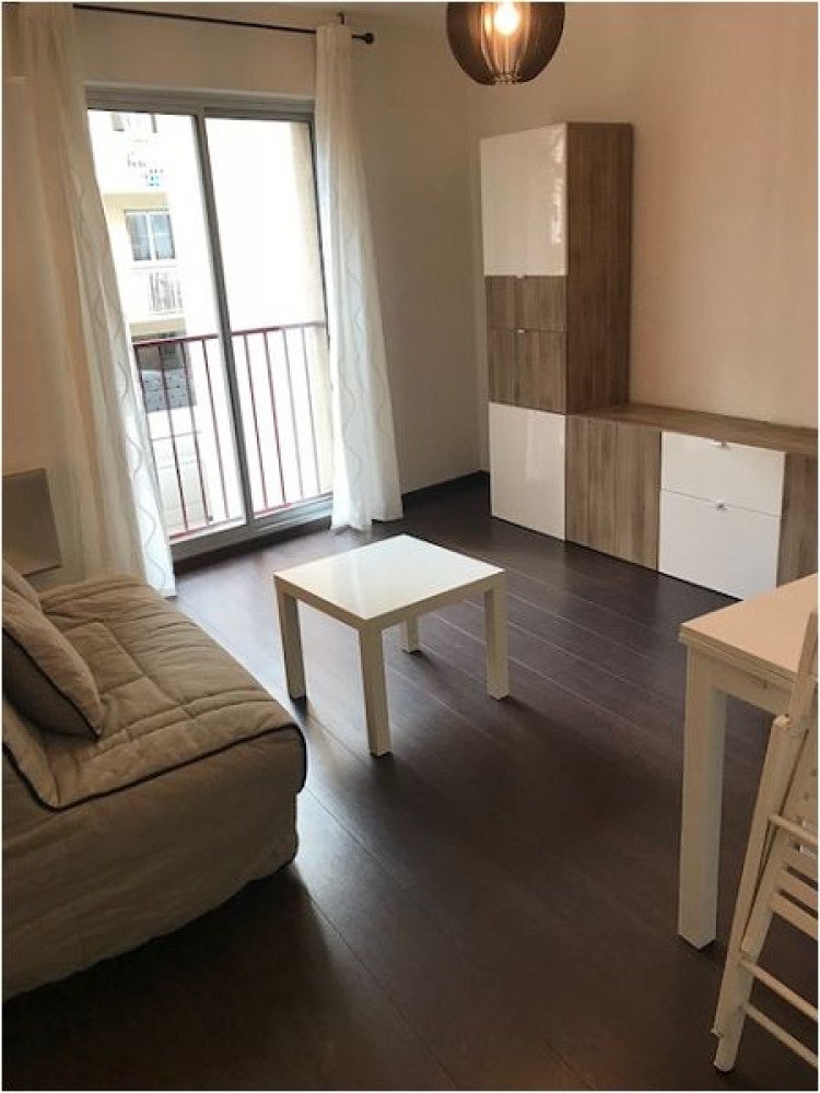 Flat Port Saint-Sauveur in Toulouse
