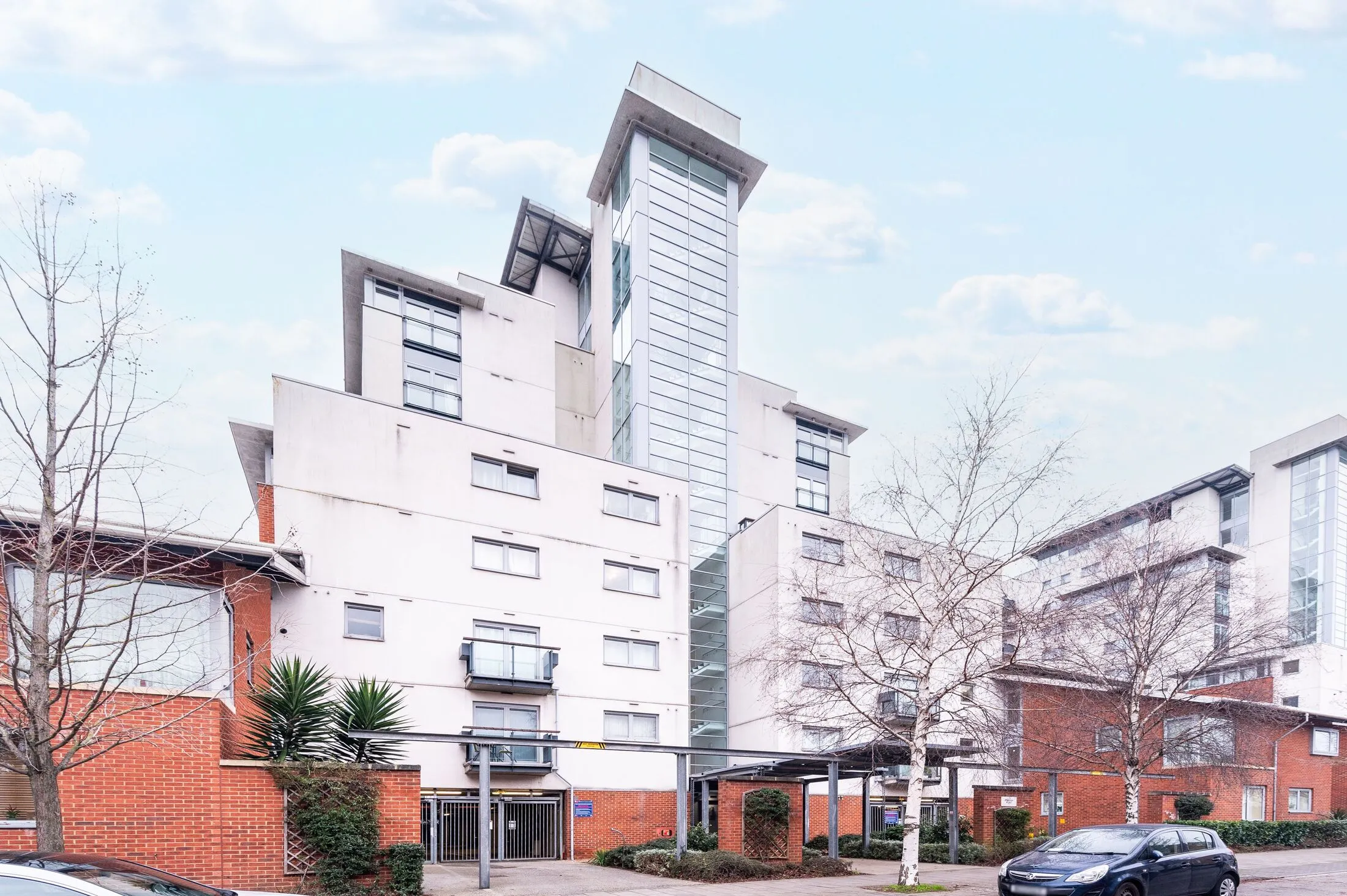 Flat Erebus Drive in Greater London