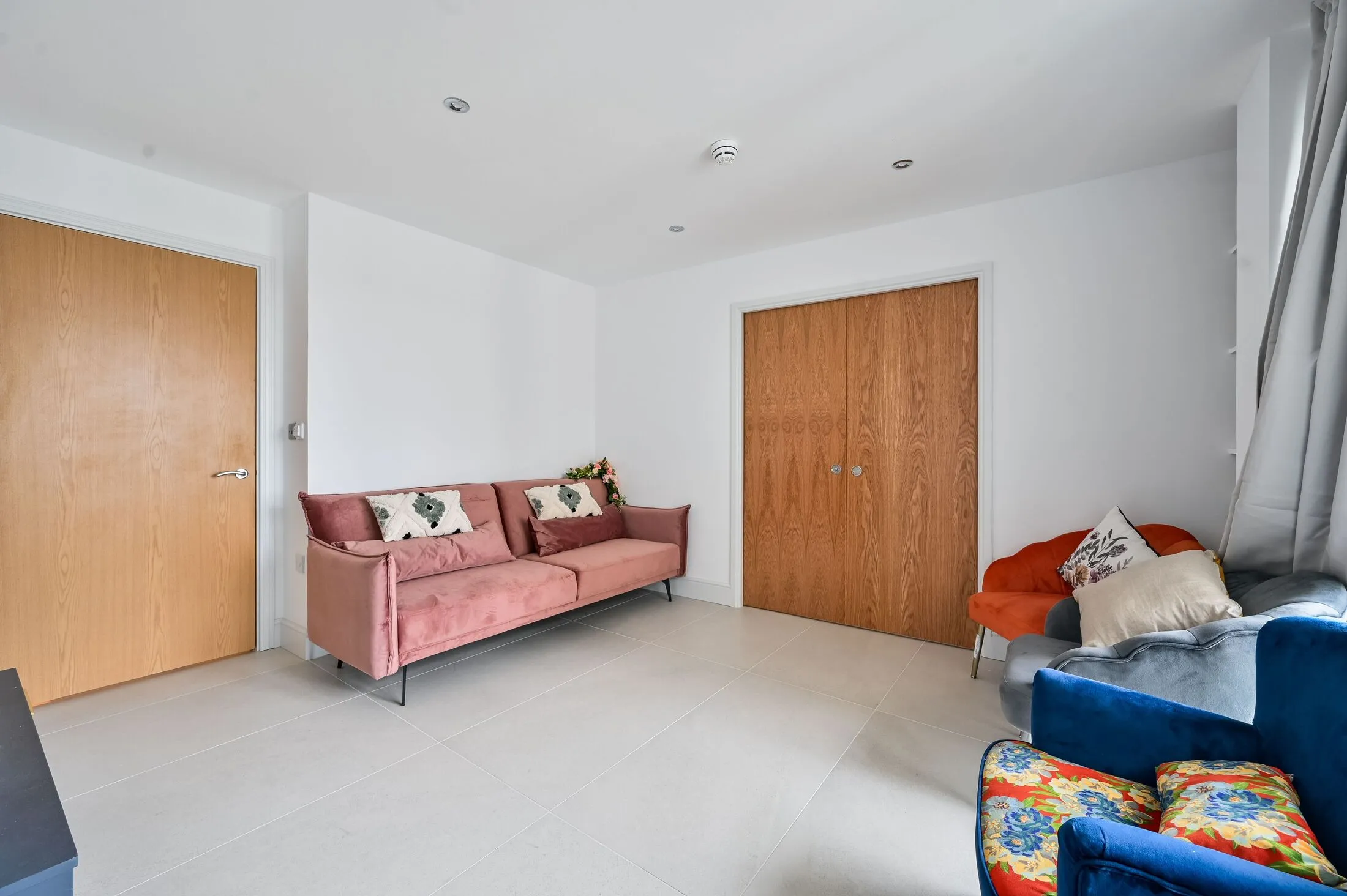 Flat Erebus Drive in Greater London