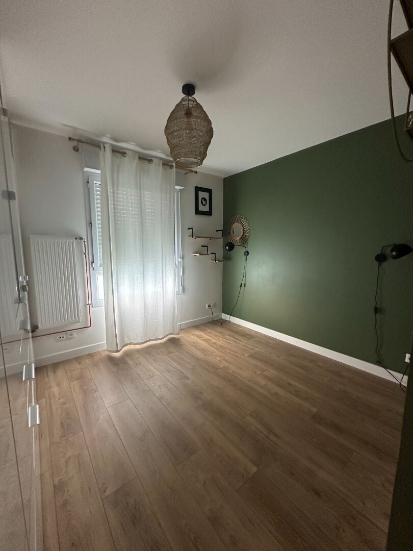 Flat Avenue Pasteur in Angers