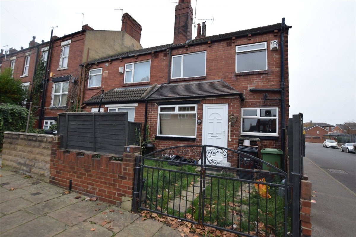 House Longroyd View in Leeds