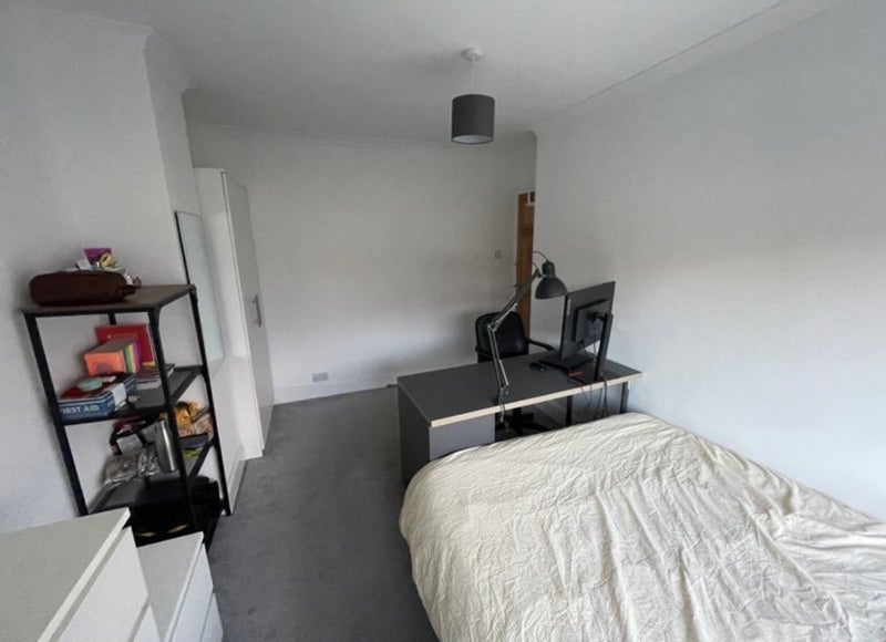 Room Filton Avenue in Bristol