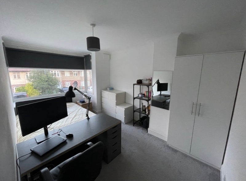 Room Filton Avenue in Bristol