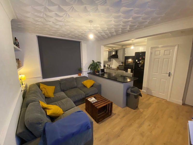 Room Filton Avenue in Bristol