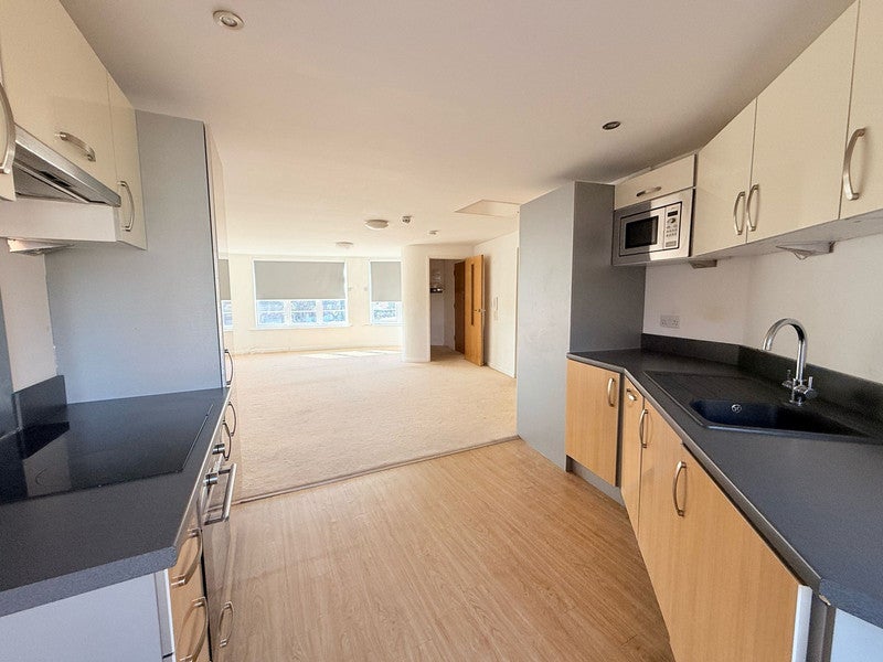 Flat Goring Road in Worthing