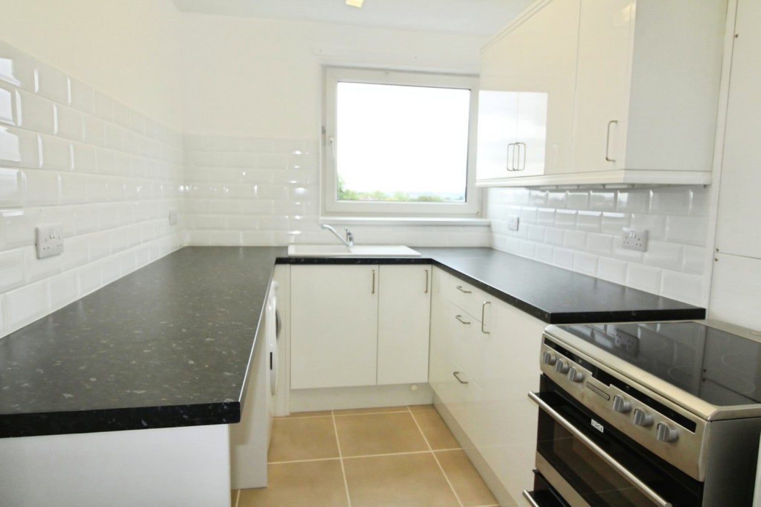 Flat Blackboy Road in Exeter