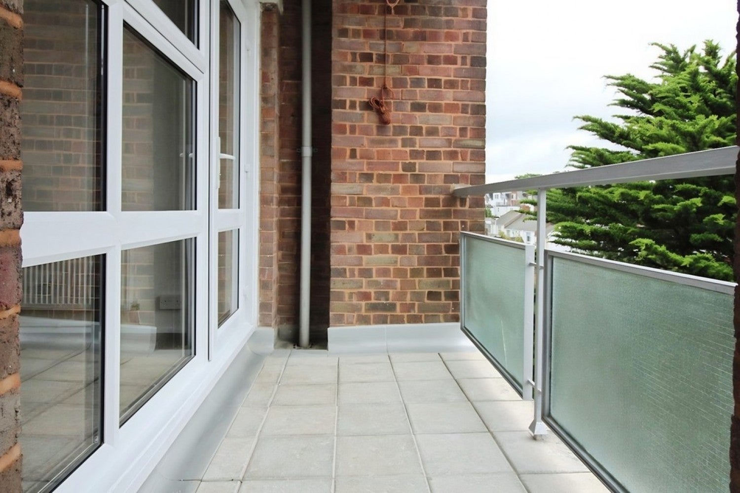 Flat Blackboy Road in Exeter