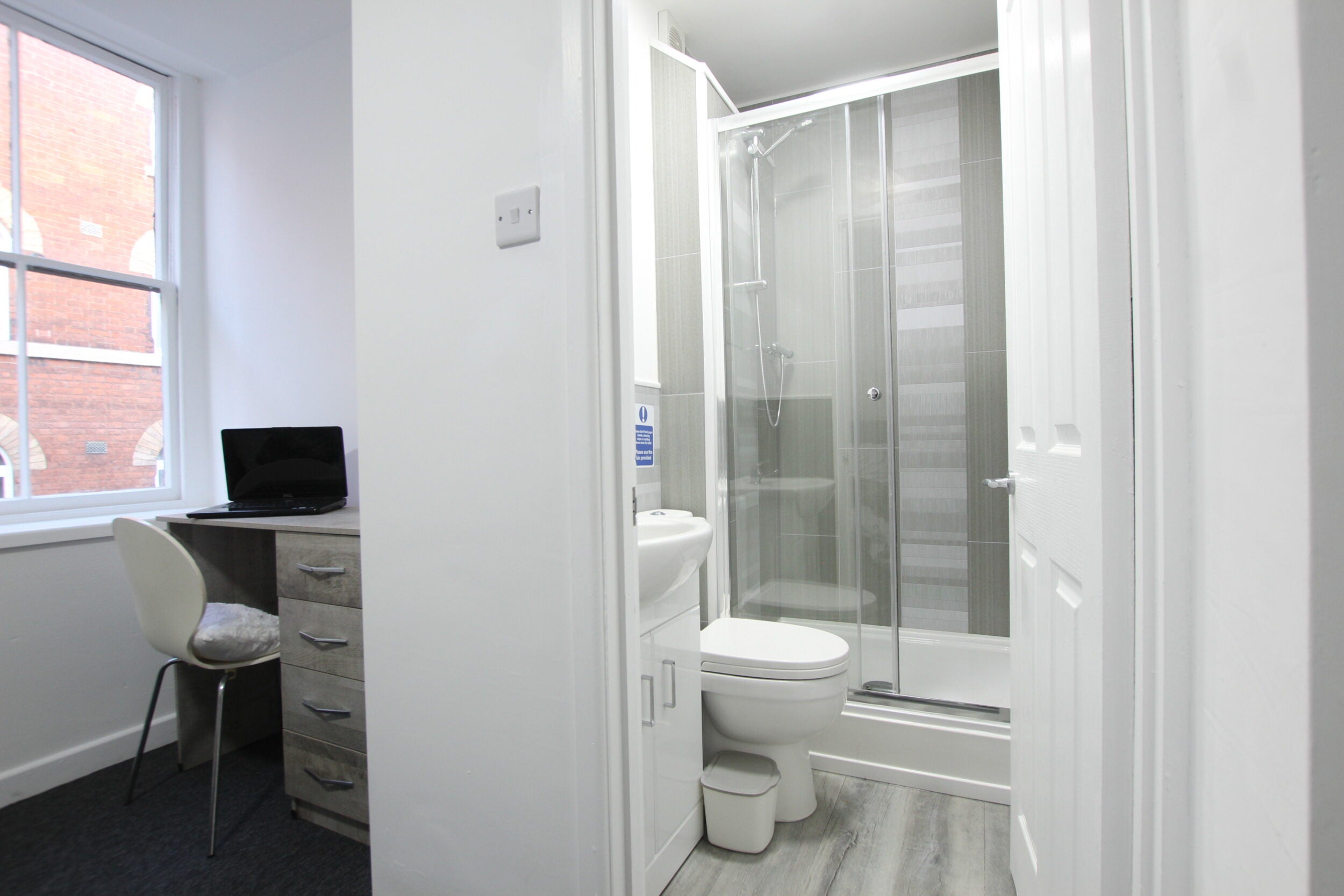Room Saint Aldate Street in Gloucester