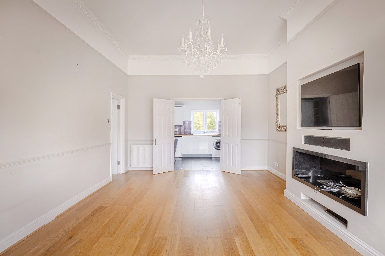 Flat Capel Close in Broomfield