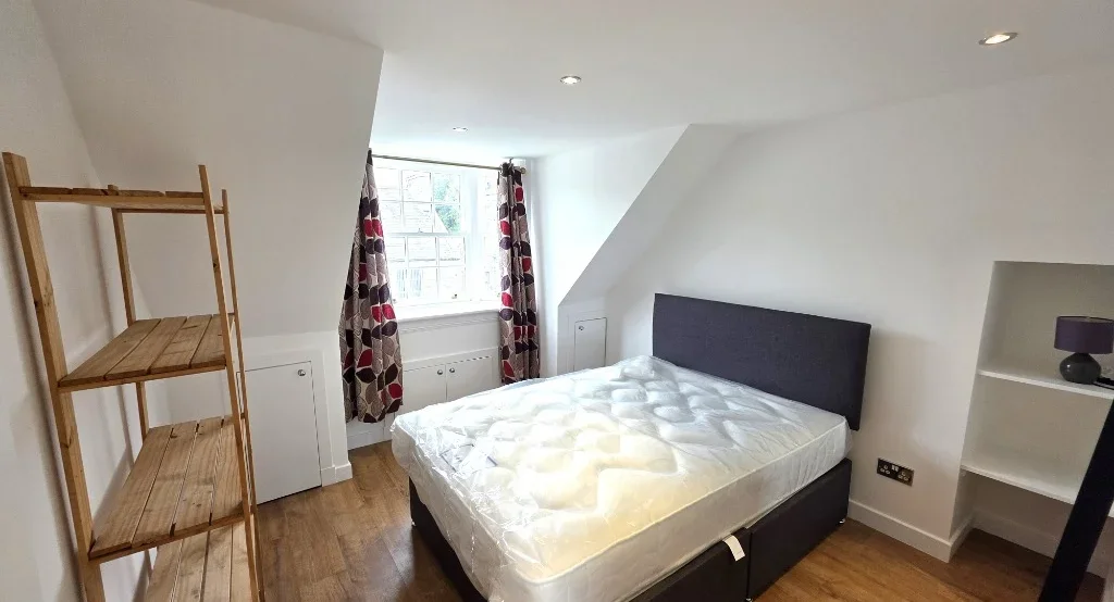 Flat Dee Street in Aberdeen City
