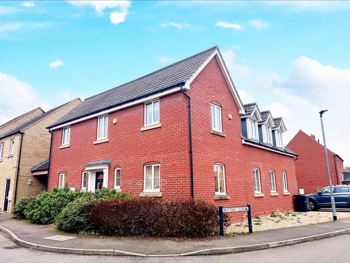 House Bevington Way in Huntingdonshire