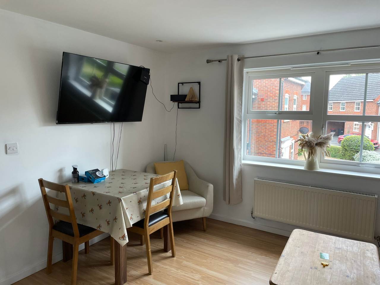 Flat The Saplings in Madeley