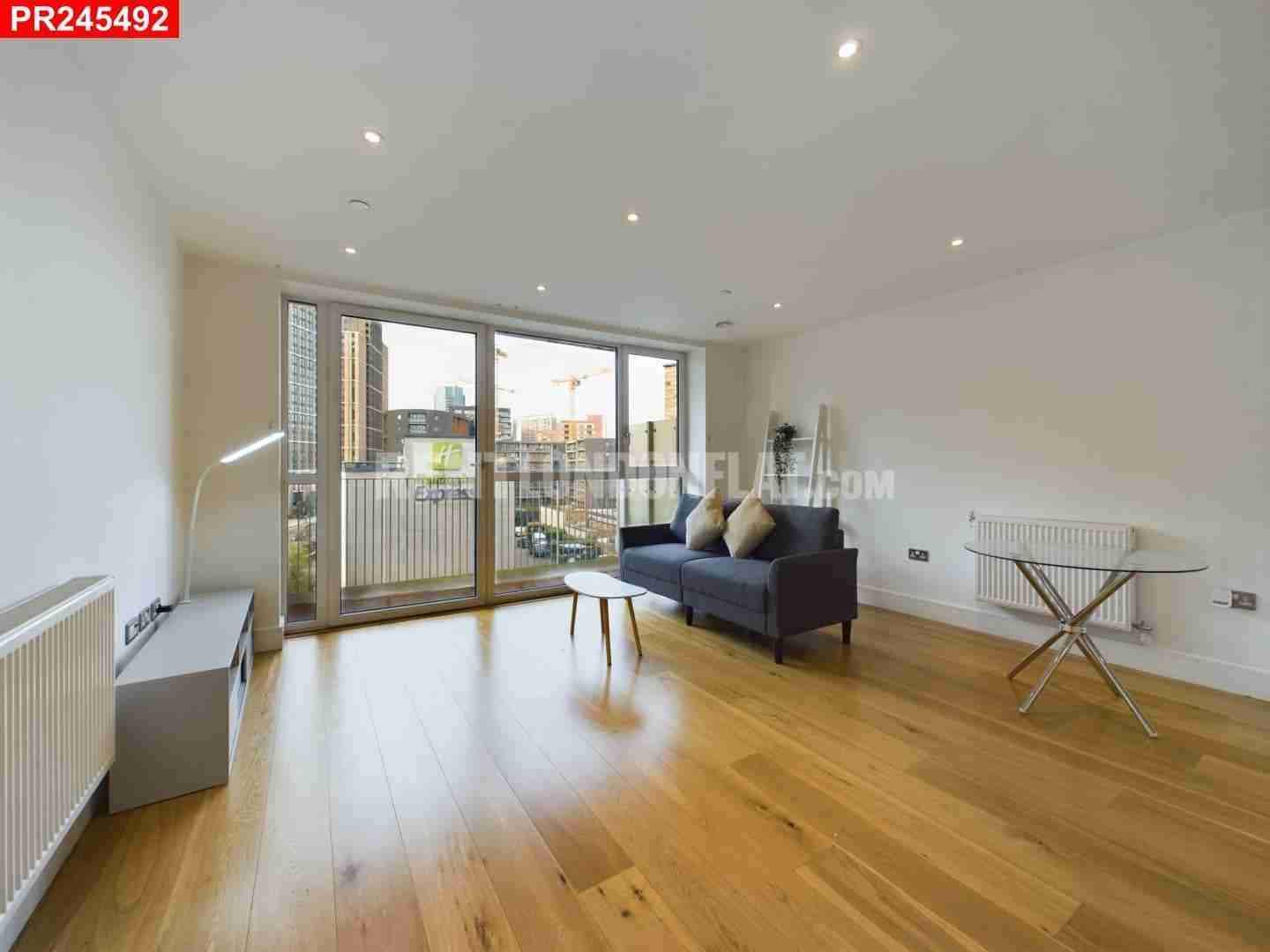 Flat Jude Street in Greater London