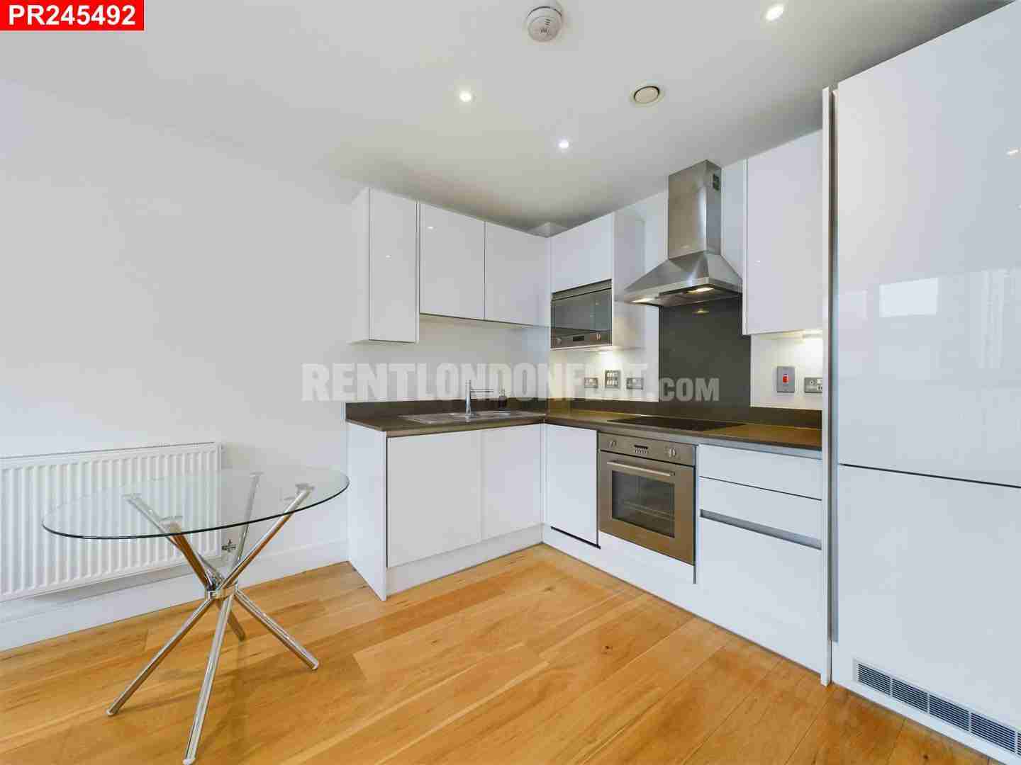 Flat Jude Street in Greater London
