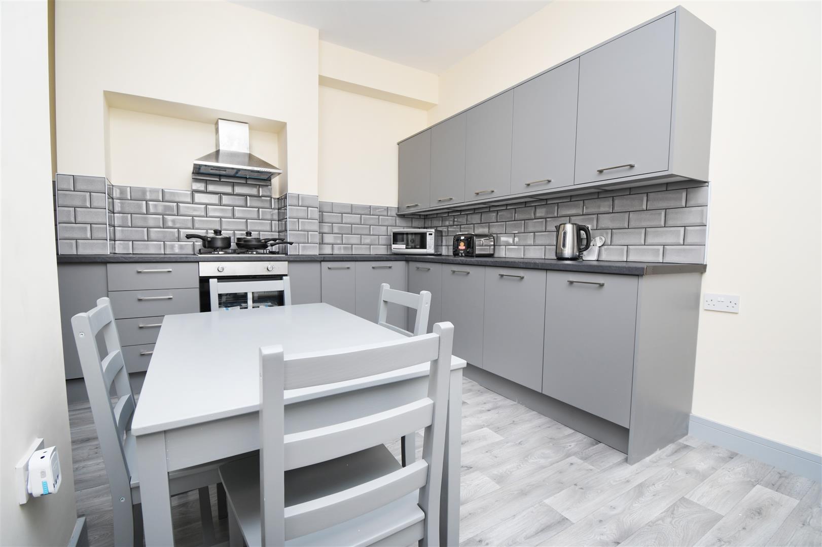 Room Renshaw Street in Burnley