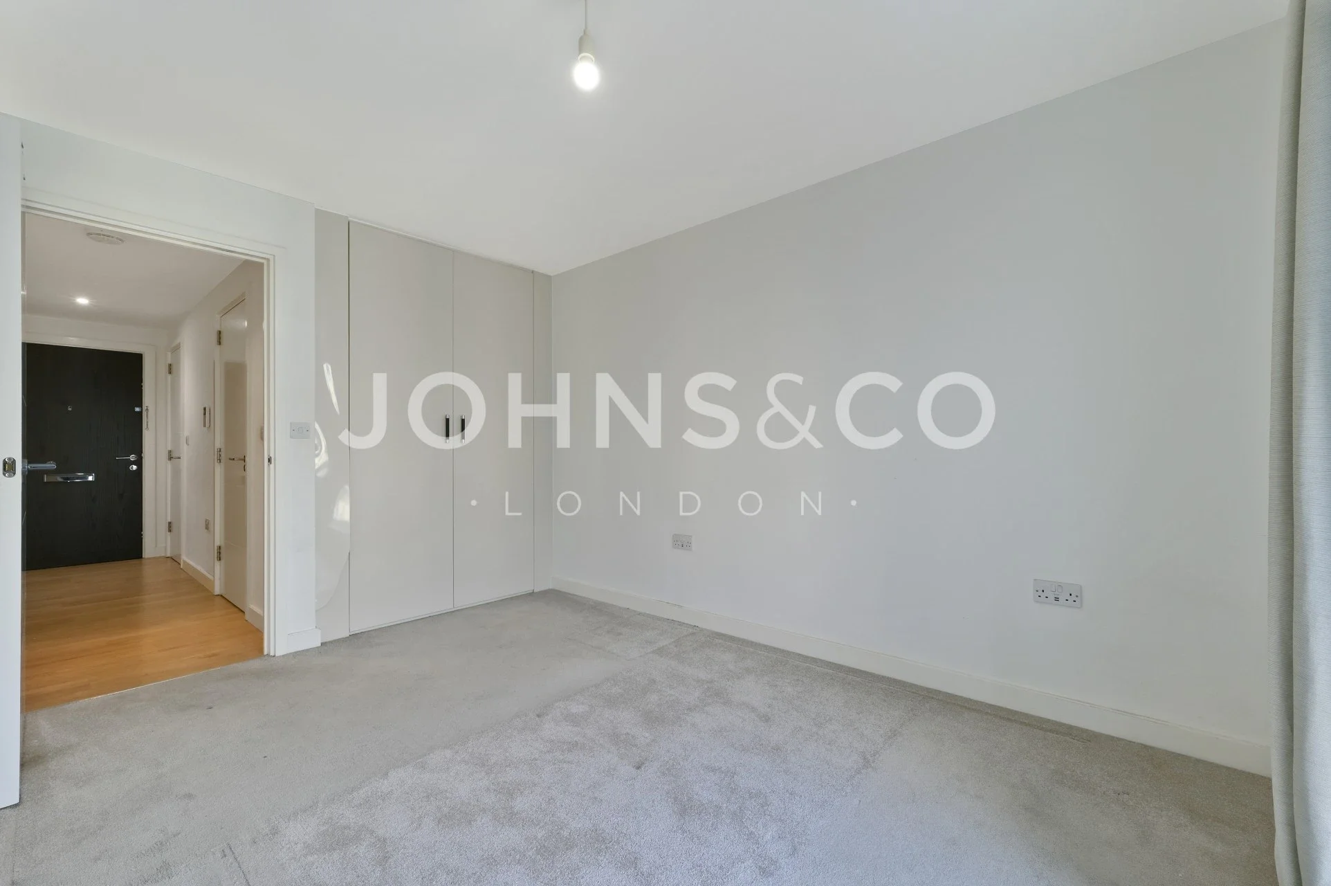 Flat Thonrey Close in Greater London