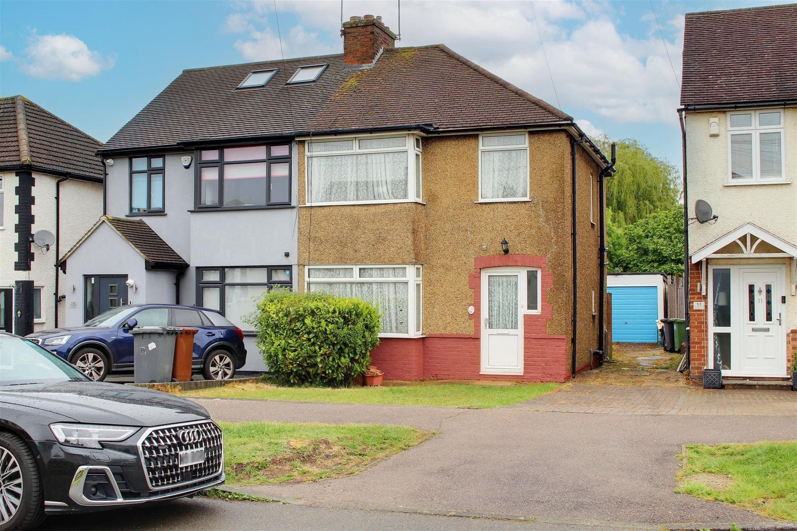 House Cambridge Drive in Hertsmere
