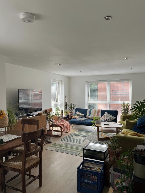 Room Upper Chorlton Road in Trafford