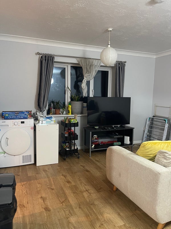 Room Whitley Mead in Harry Stoke