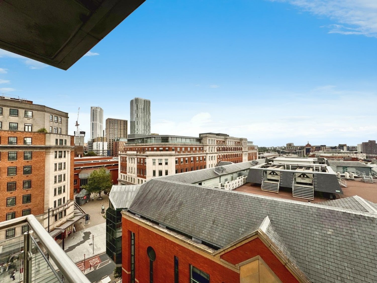 Flat The Headrow in Leeds