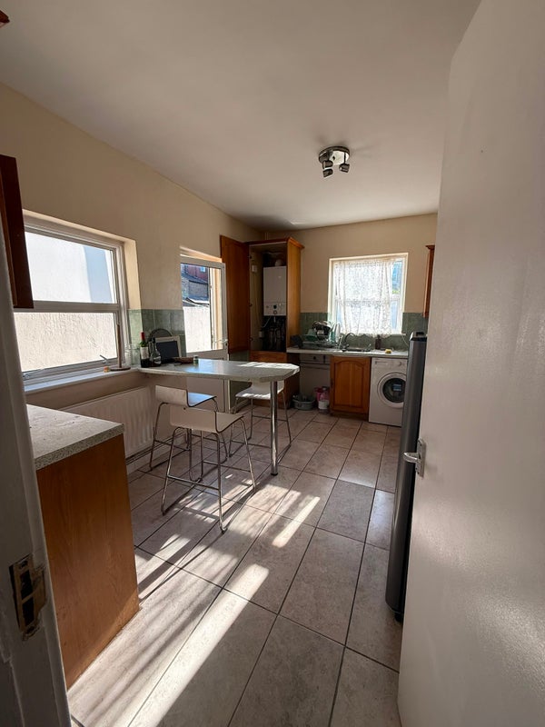 Room Embleton Road in Greater London