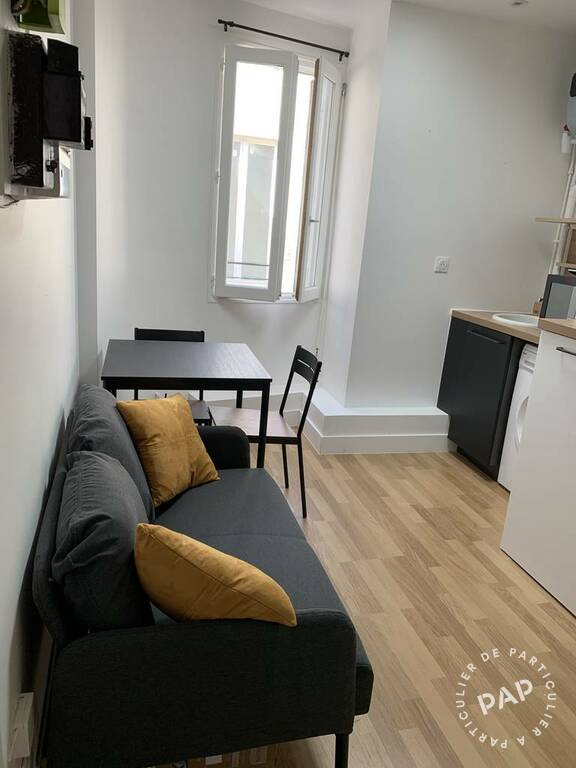 Flat Place du Général Kœnig in Paris