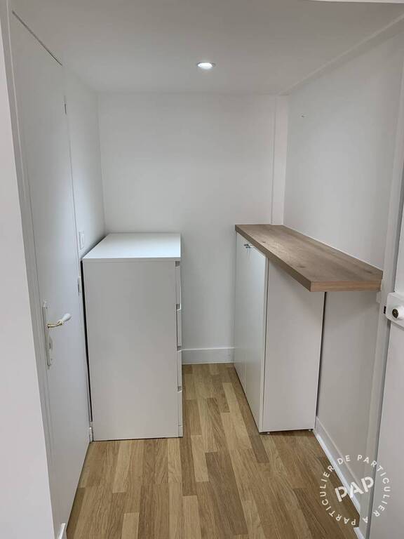 Flat Place du Général Kœnig in Paris
