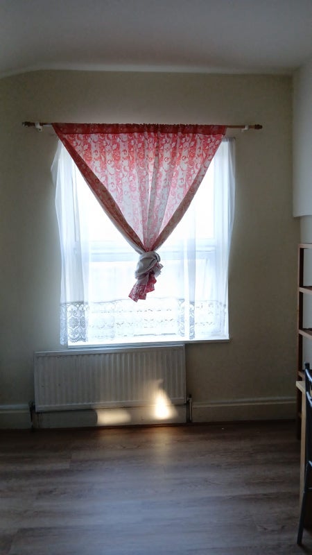 Room Colworth Road in Greater London