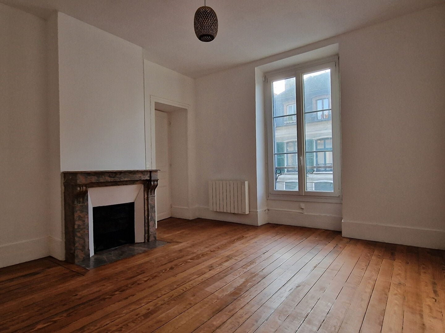 Appartement Rue de Paris à La Chapelle-en-Serval