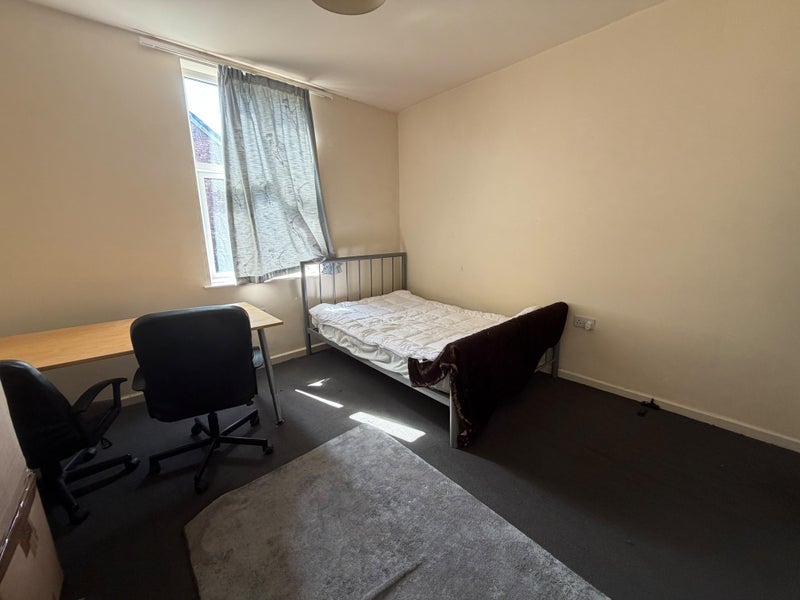 Room Curzon Avenue in Manchester