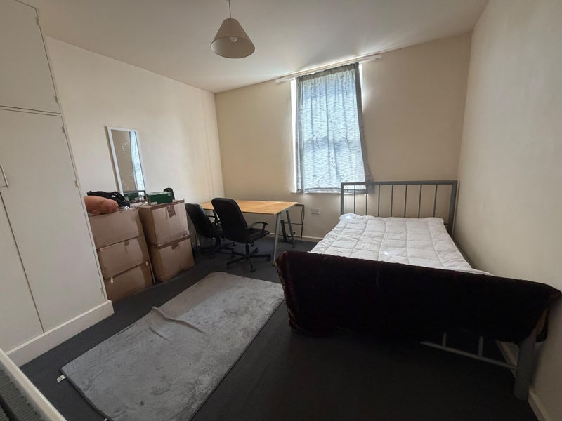 Room Curzon Avenue in Manchester