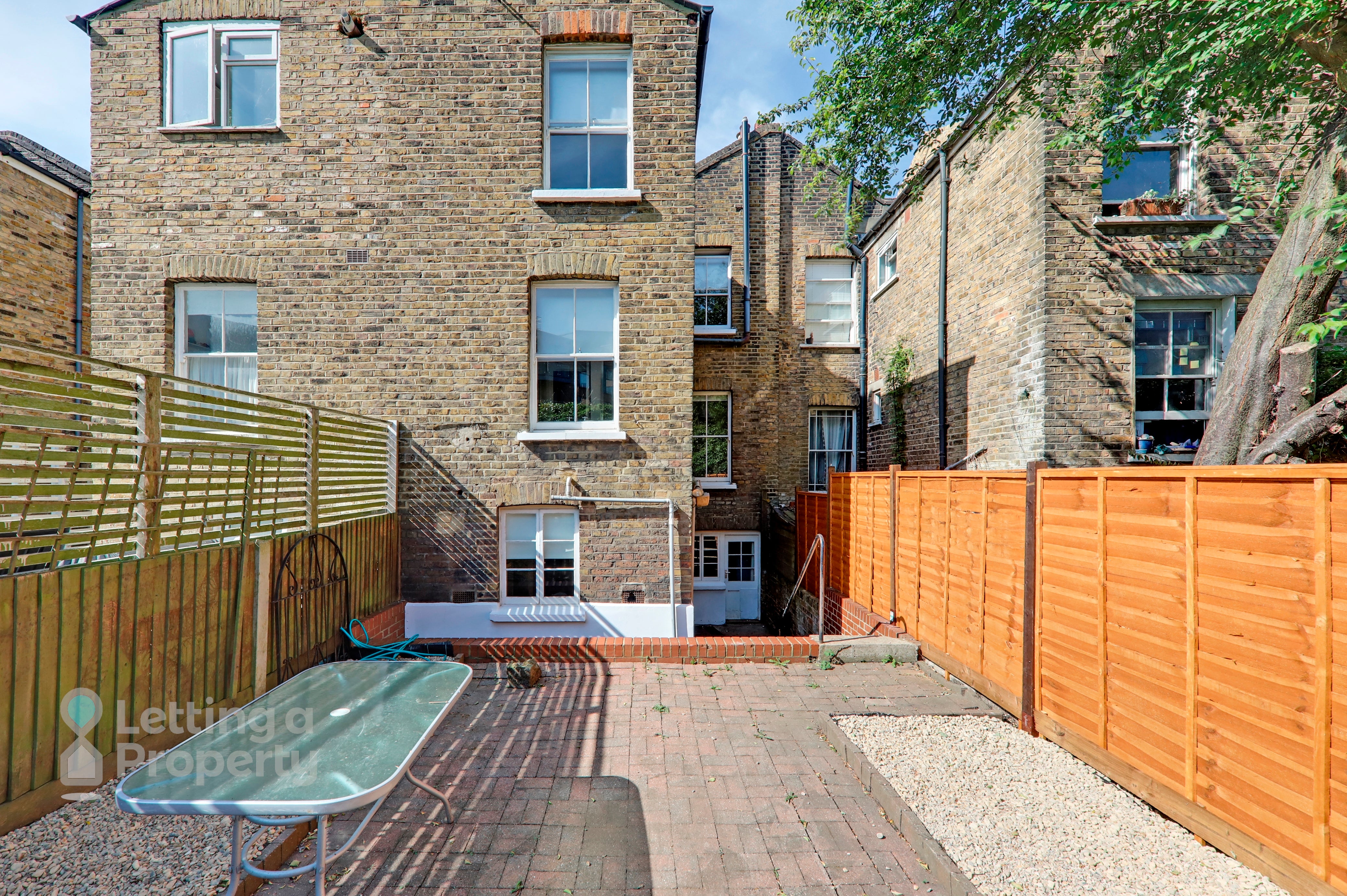 House Mayall Road in Greater London