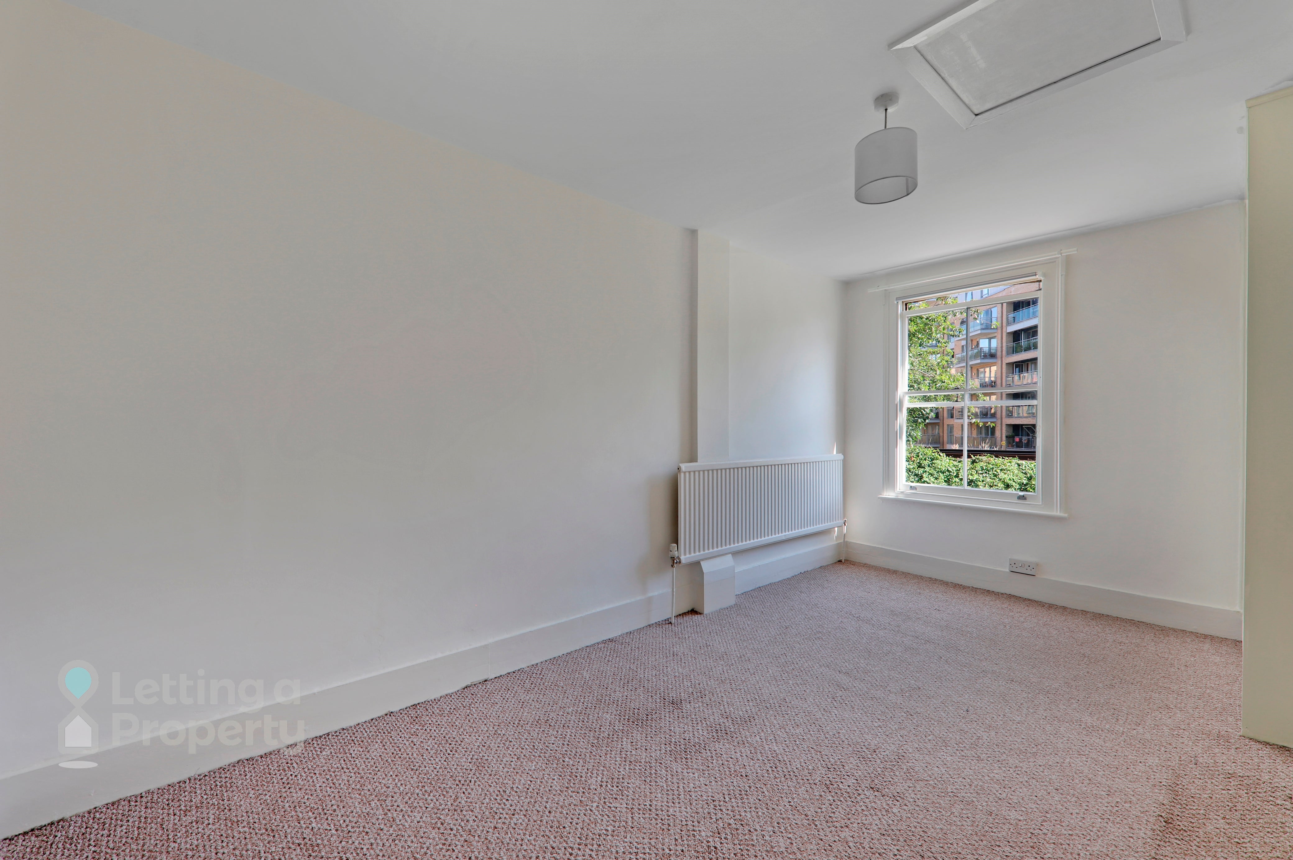 House Mayall Road in Greater London