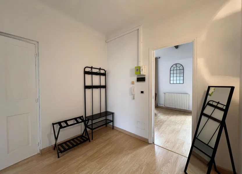 Flat Avenue Saint-Jean in Cannes