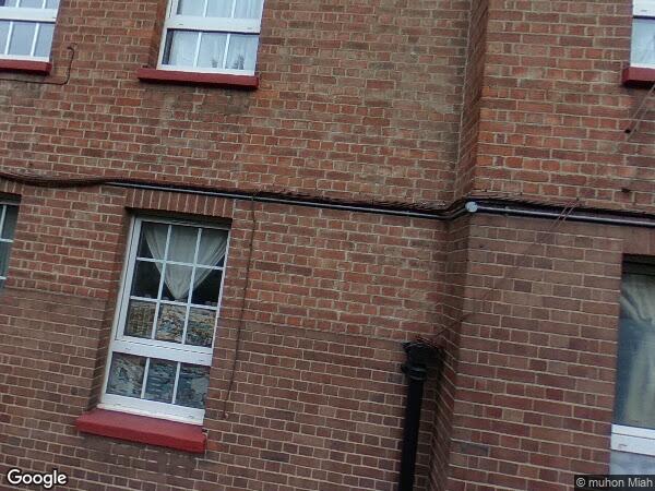 Room Twine Court in Greater London