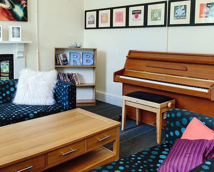 Room Alma Road in Leeds
