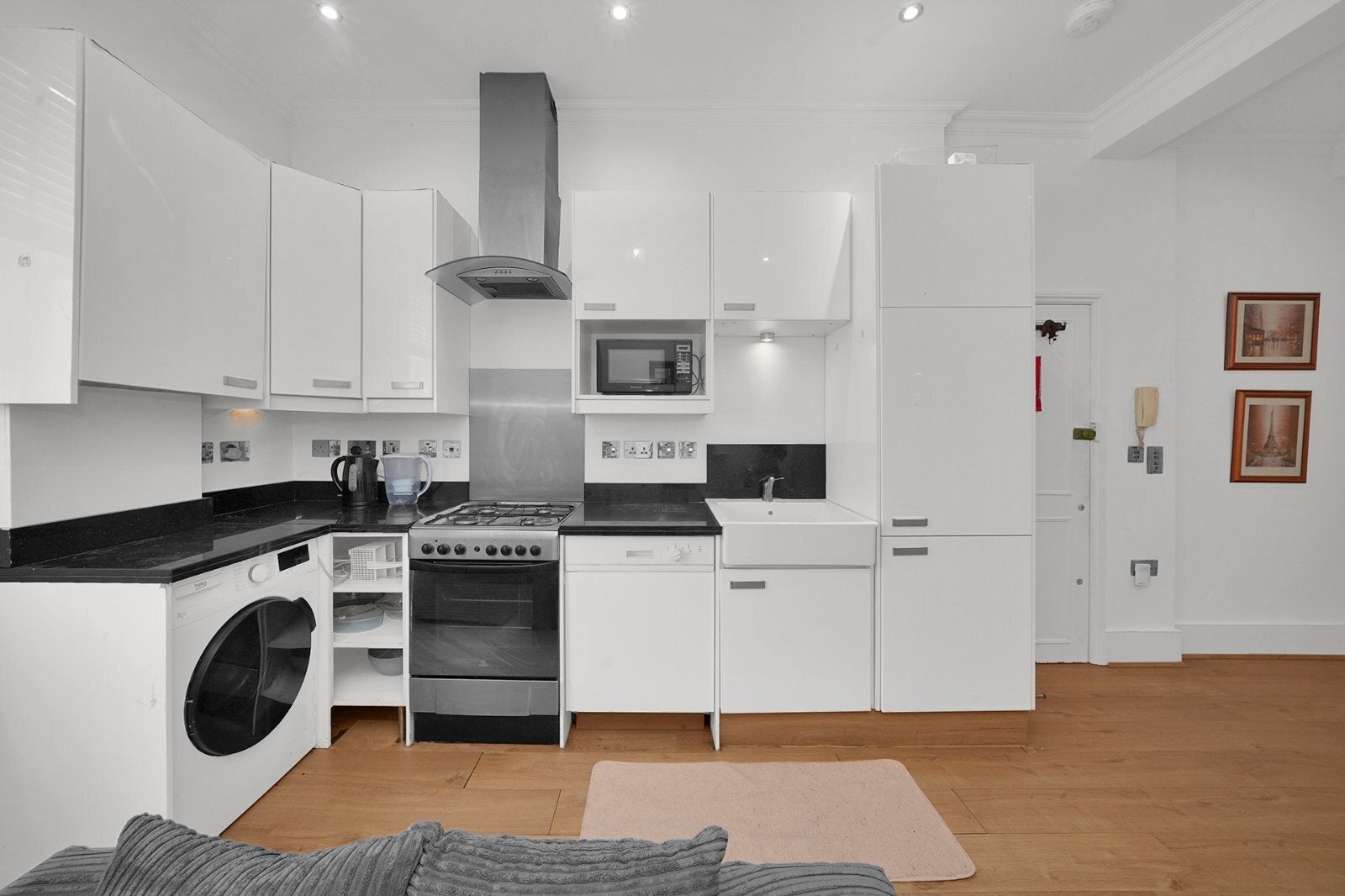 Flat Malden Road in Greater London