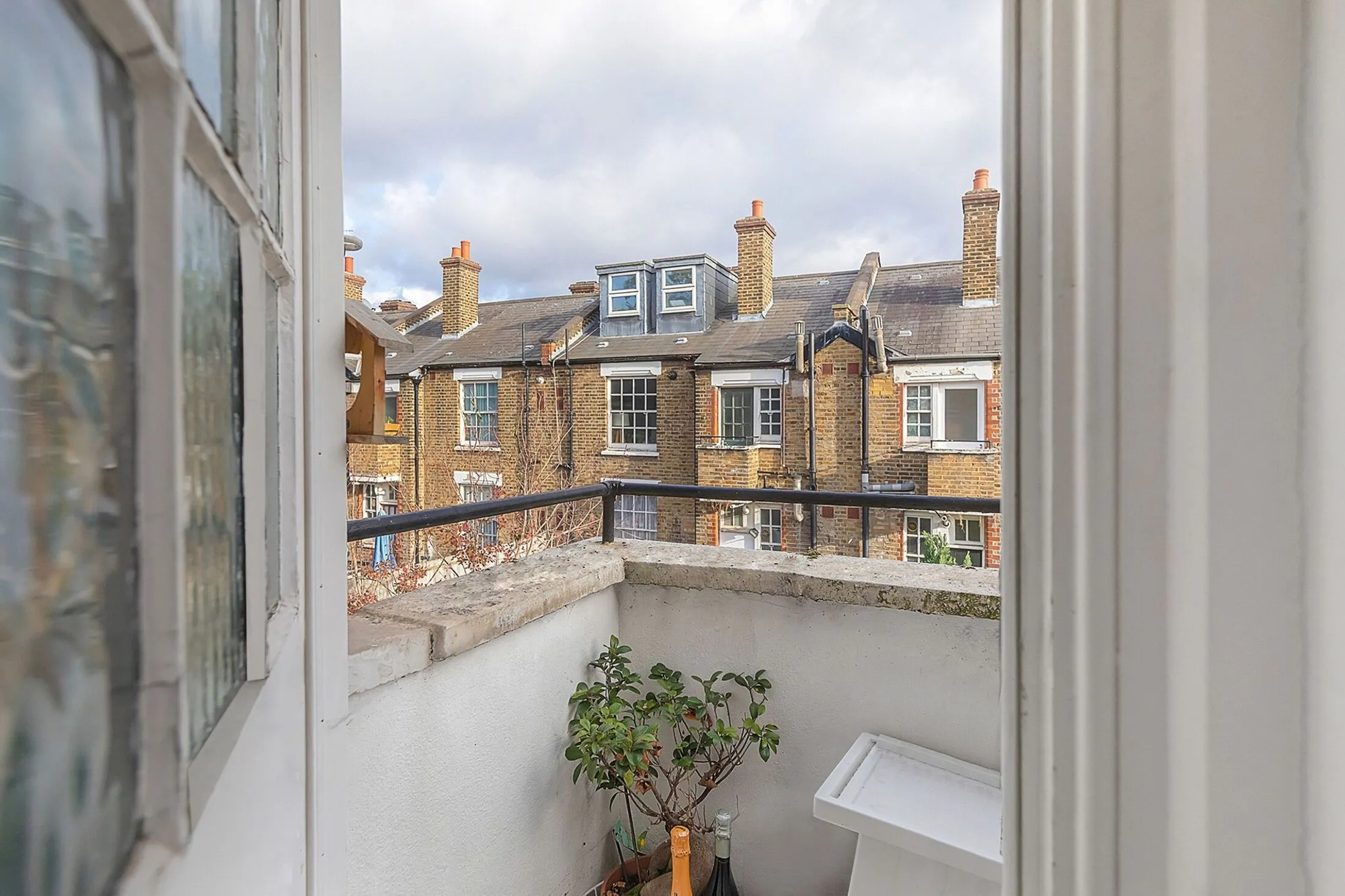 Flat Odger Street in Greater London