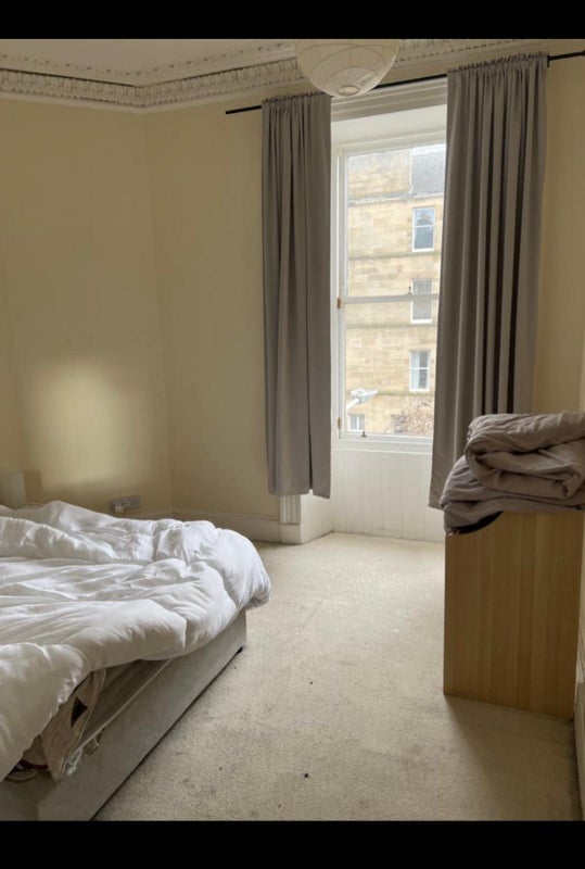Flat Warrender Park Road in City of Edinburgh