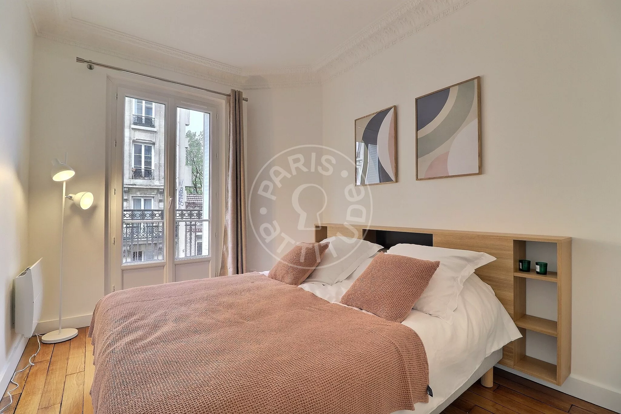 Flat Rue Championnet in Paris