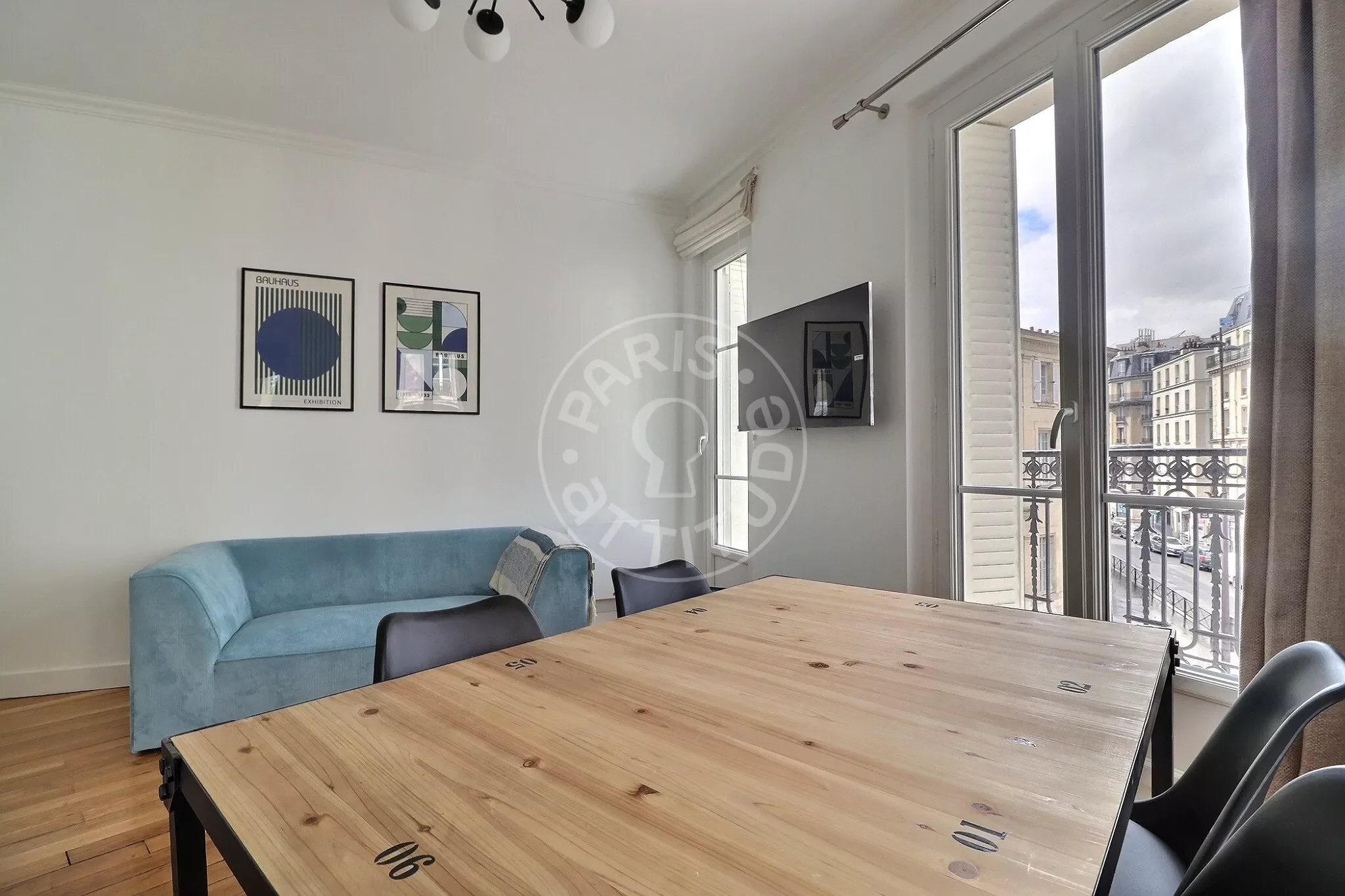 Flat Rue Championnet in Paris