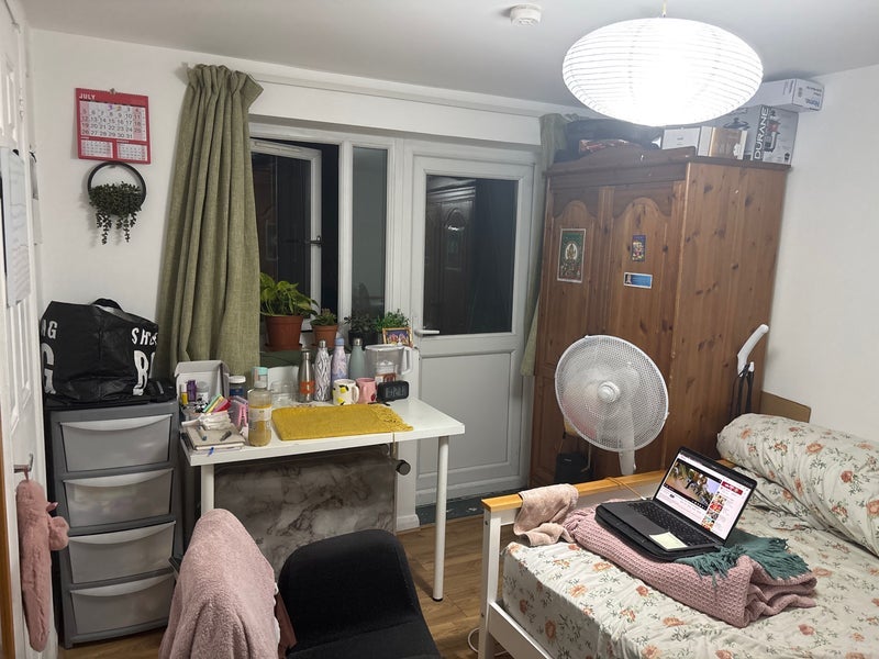 Room Garratt Terrace in Greater London