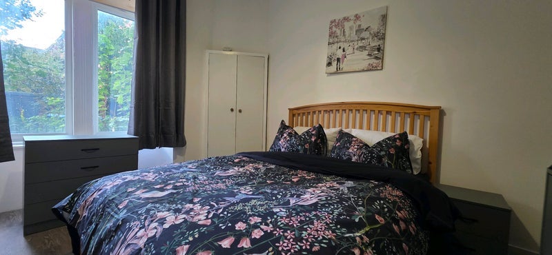 Flat Budhill Avenue in Glasgow