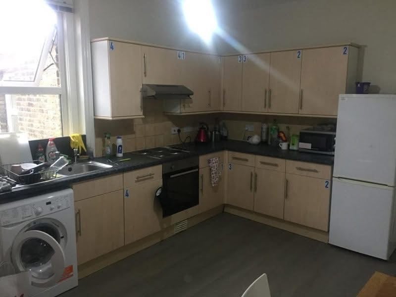 Room Widmore Road in Greater London