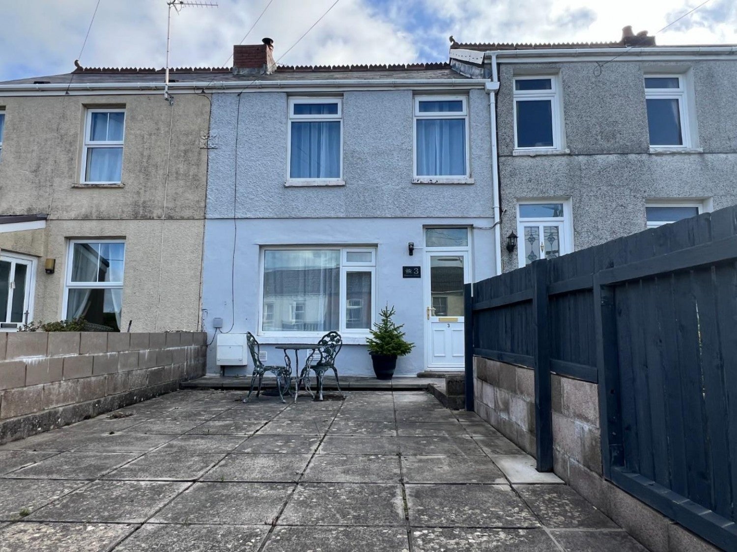 House Mostyn Mews in Brynna