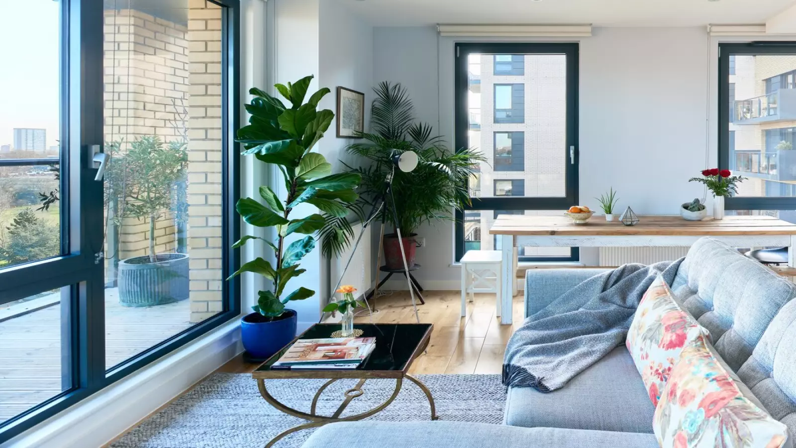 Flat Palmers Road in Greater London