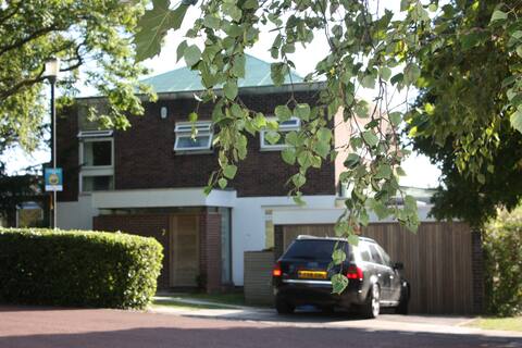House Ferrings in Greater London