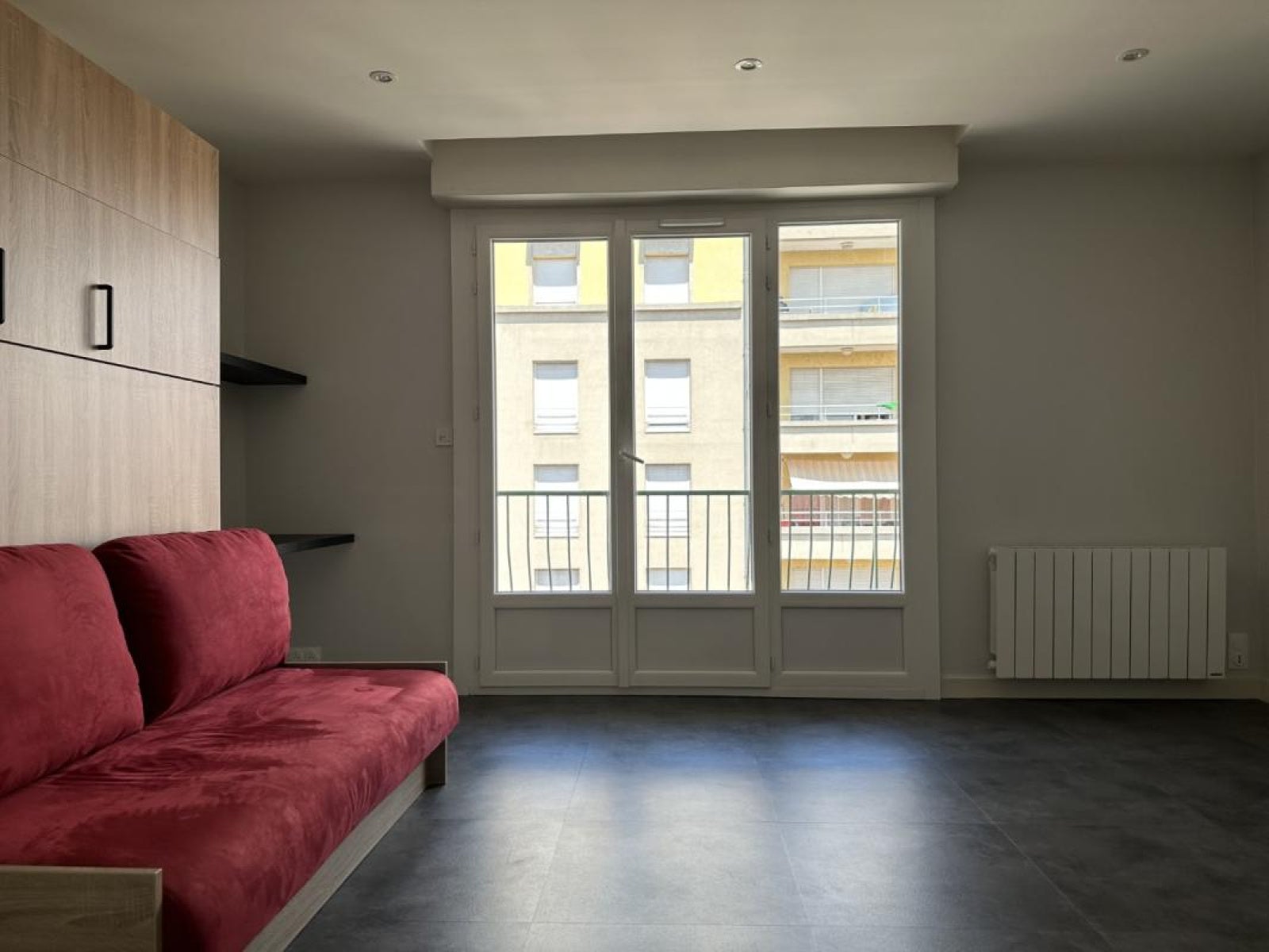 Chambre Rue Carnot à Le Coteau
