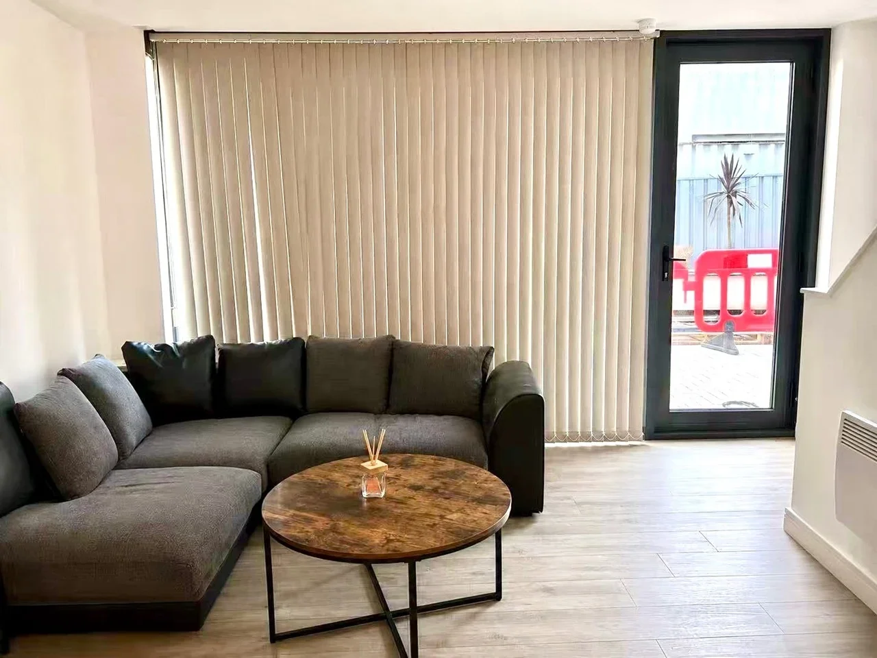 Flat Viva Way in Ellesmere Port